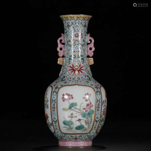 Famille Rose Turquoise-Ground Flowers Vase