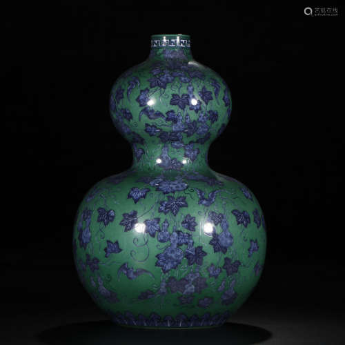 Blue And White And Green-Ground Double Guard Vase