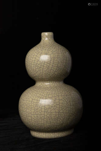 宋代哥窑葫芦瓶