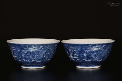 Kang xi,A pair of blue dragon bowls