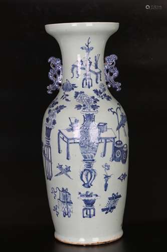 Blue and white porcelain bottle