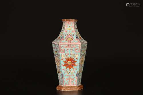 Qian long,Turquoise green multicolored appreciation bottle