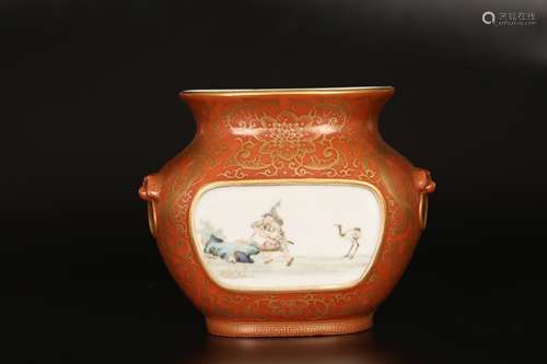 Qianlong,Coral red painted gold character story wall bottle