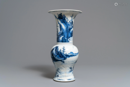 A Chinese blue and white yenyen vase with figur…