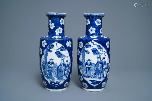A pair of Chinese blue and white rouleau vases with