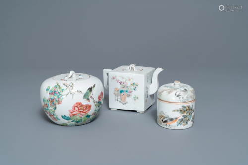 A Chinese qianjiang cai teapot and two covered …