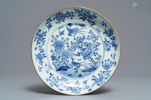 A Chinese blue and white dish with birds among