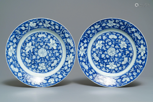 A pair of Chinese blue and white 'flower scroll'