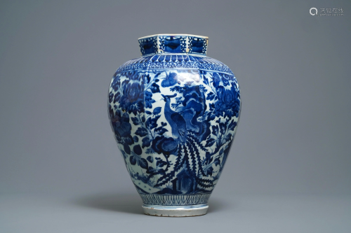 A Japanese blue and white octagonal Arita vase …