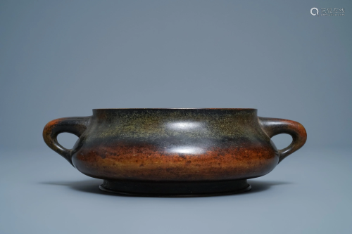 A large Chinese bronze censer, Shi Gu Zhi Bao mark,