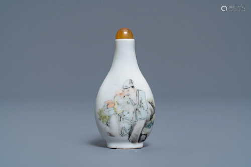 A Chinese qianjiang cai snuff bottle, signed Fang