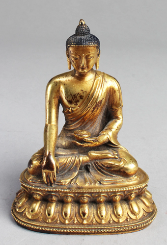 Chinese Gilt Bronze Buddha Statue