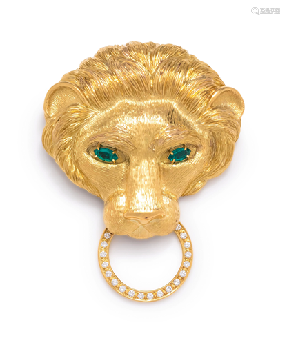 YELLOW GOLD AND DIAMOND LION PENDANT