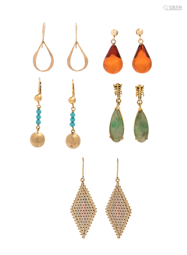 COLLECTION OF YELLOW GOLD EARRINGS