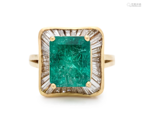 EMERALD AND DIAMOND RING