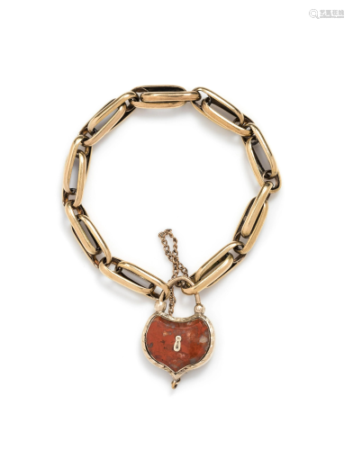 VICTORIAN, YELLOW GOLD AND AGATE BRACELET