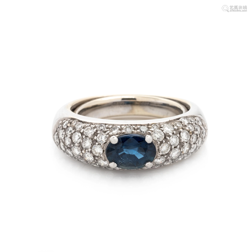 SAPPHIRE AND DIAMOND RING