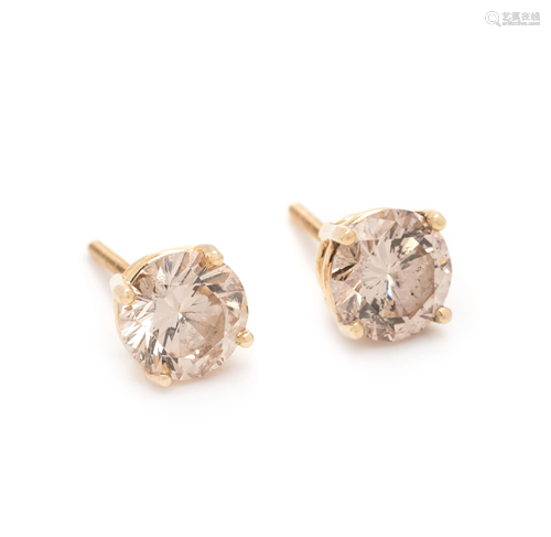 DIAMOND STUD EARRINGS