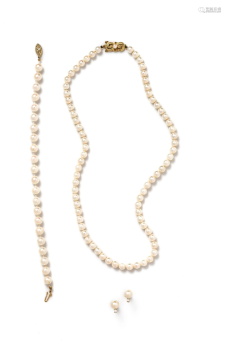 COLLECTION OF CULTURED PEARL JEWELRY