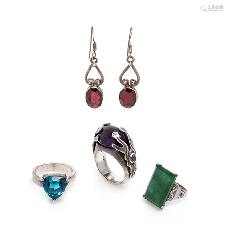 COLLECTION OF STERLING SILVER AND GEMST…