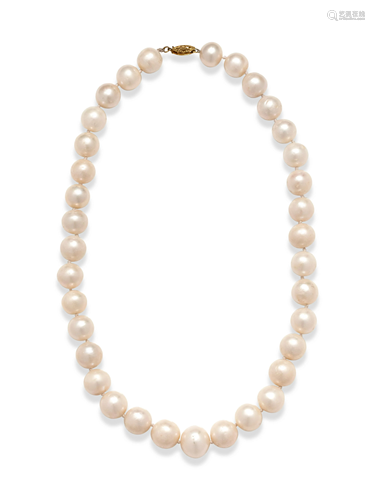 CULTURED SOUTH SEA PEARL NECKLACE