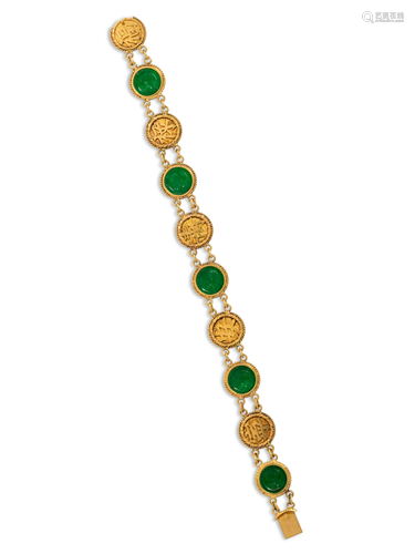 HIGH KARAT GOLD AND JADE BRACELET