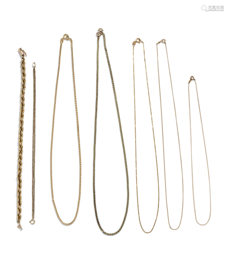 COLLECTION OF YELLOW GOLD JEWELRY