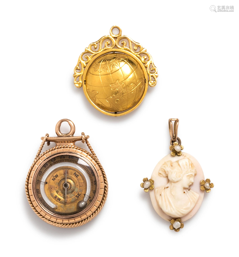 COLLECTION OF GOLD PENDANTS