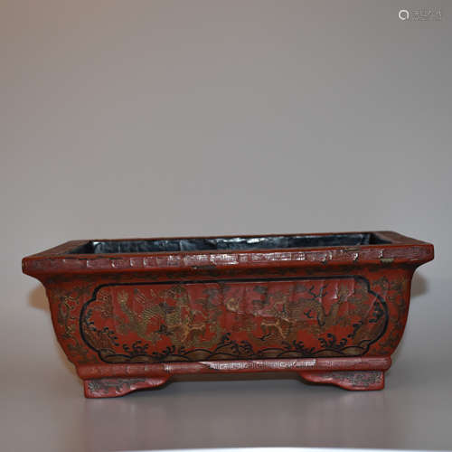 A Chinese Lacquer Square Dish