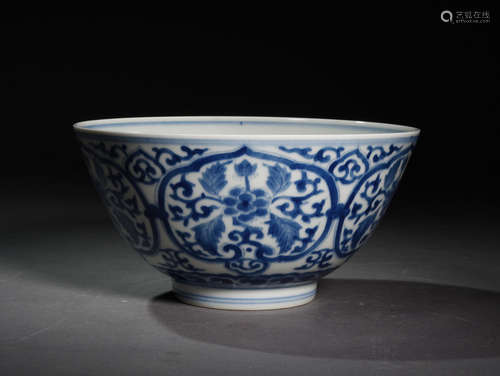 A BLUE  AND  WHITE  FLOWER BOWL IN  QING  KANGXI