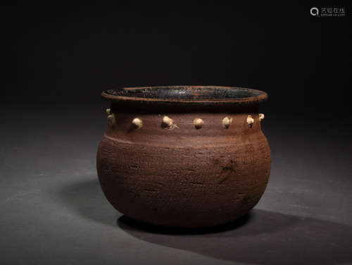 A   DRUM  NAIL  TEA INTAKE  SHAPED  WITH BAMBOO FISH  HAMPER  IN  SONG  DYNASTY