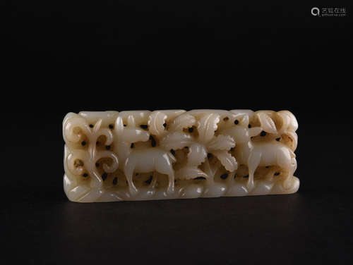 AN RETICULATED CREAMY WHITE JADE PLAQUE