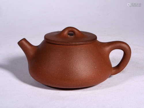 A YIXING GLAZED TEAPOT, 20TH CENTURY