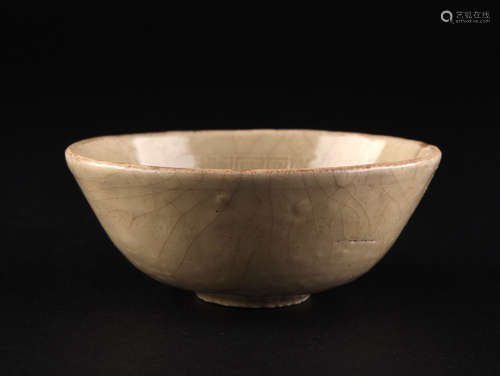 A MOLDED TING BOWL, SUNG DYNASTY