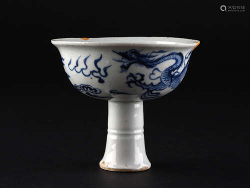 A BLUE AND WHITE MOLDED STEM CUP, YUAN DYNASTY