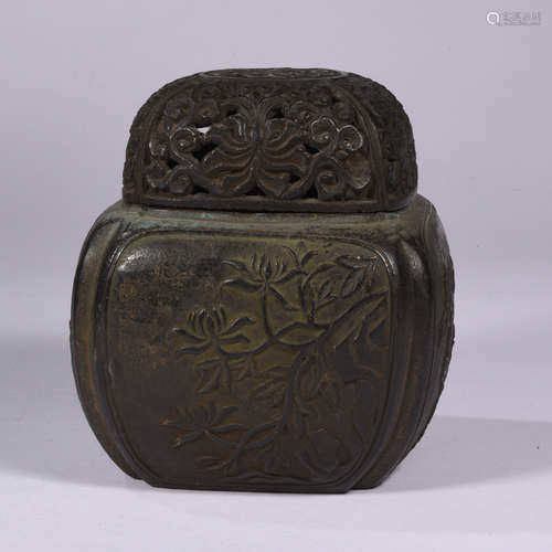 A GOLD SPLASHED TRIPOD CENSER, QING DYNASTY