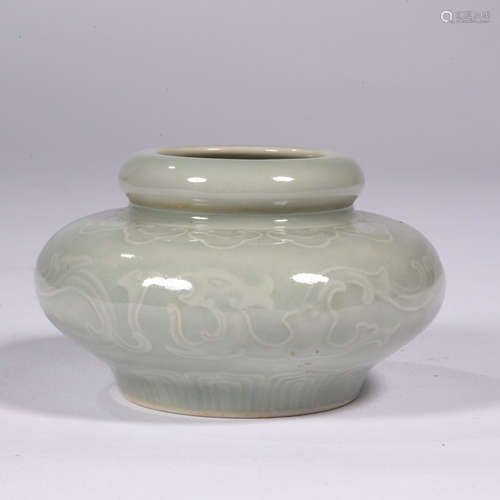 A BEAN GREEN GLAZE DRUM NAIL WASH IN QING QIANLONG PERIOD