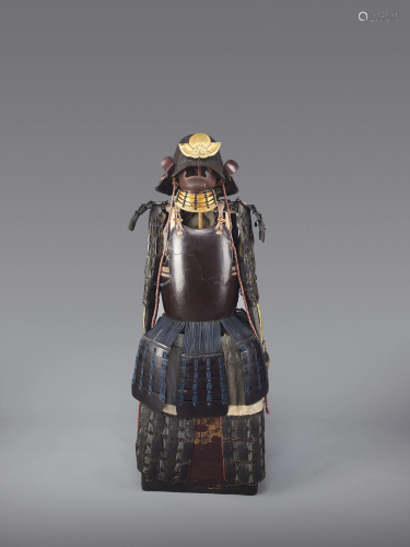 A SAMURAI ARMOR WITH KABUTO