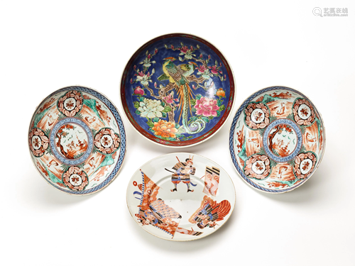 FOUR JAPANESE PORCELAIN PLATES AND BO…