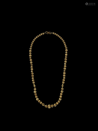 A CHAM GOLD NECKLACE WITH 75 BEADS