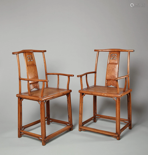 A PAIR OF YOKEBACK ARMCHAIRS, SICHUTOU GUA…