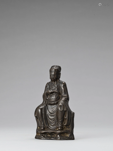 A BRONZE DIGNITARY, MING