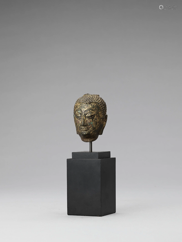 A GILT-BRONZE BUDDHA HEAD, AYUDHYA