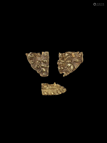 FRAGMENTS OF A CHAM REPOUSSE GOLD PEN…