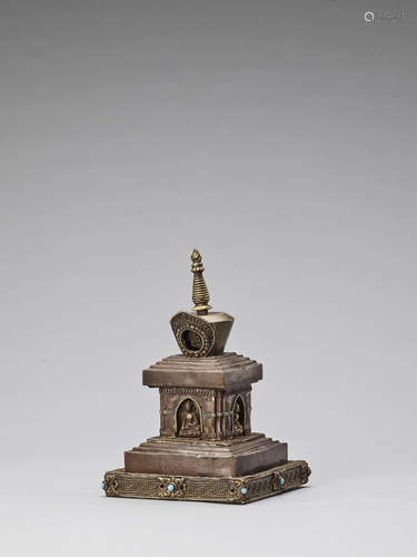 A TIBETAN COPPER REPOUSSE STUPA, 19c.