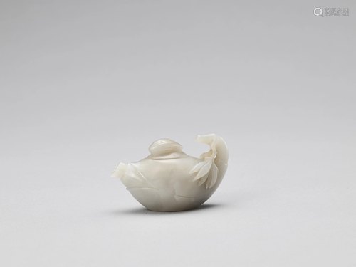 A JADE WATER DROPPER AND COVER, QING