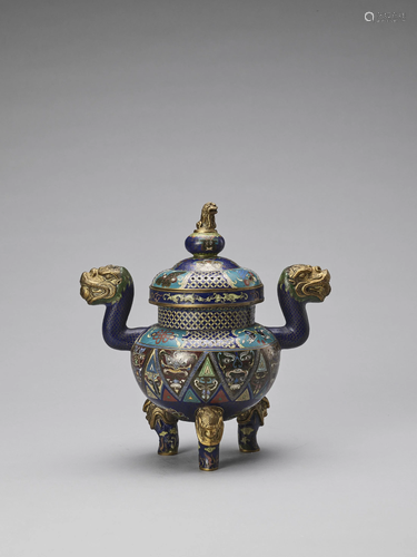 A CLOISONNE TRIPOD CENSER AND COVER, LATE Q…