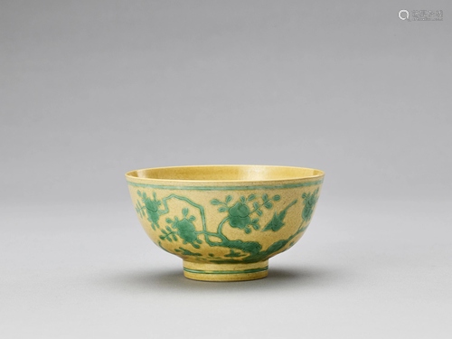 A YELLOW AND GREEN-GLAZED BOWL, REPUBLIC