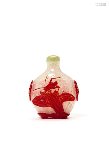 RED OVERLAY 'CRICKET' SNUFF BOTTLE