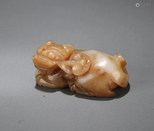 A CHINESE JADE MYTHICAL BEAST, QING DYN…